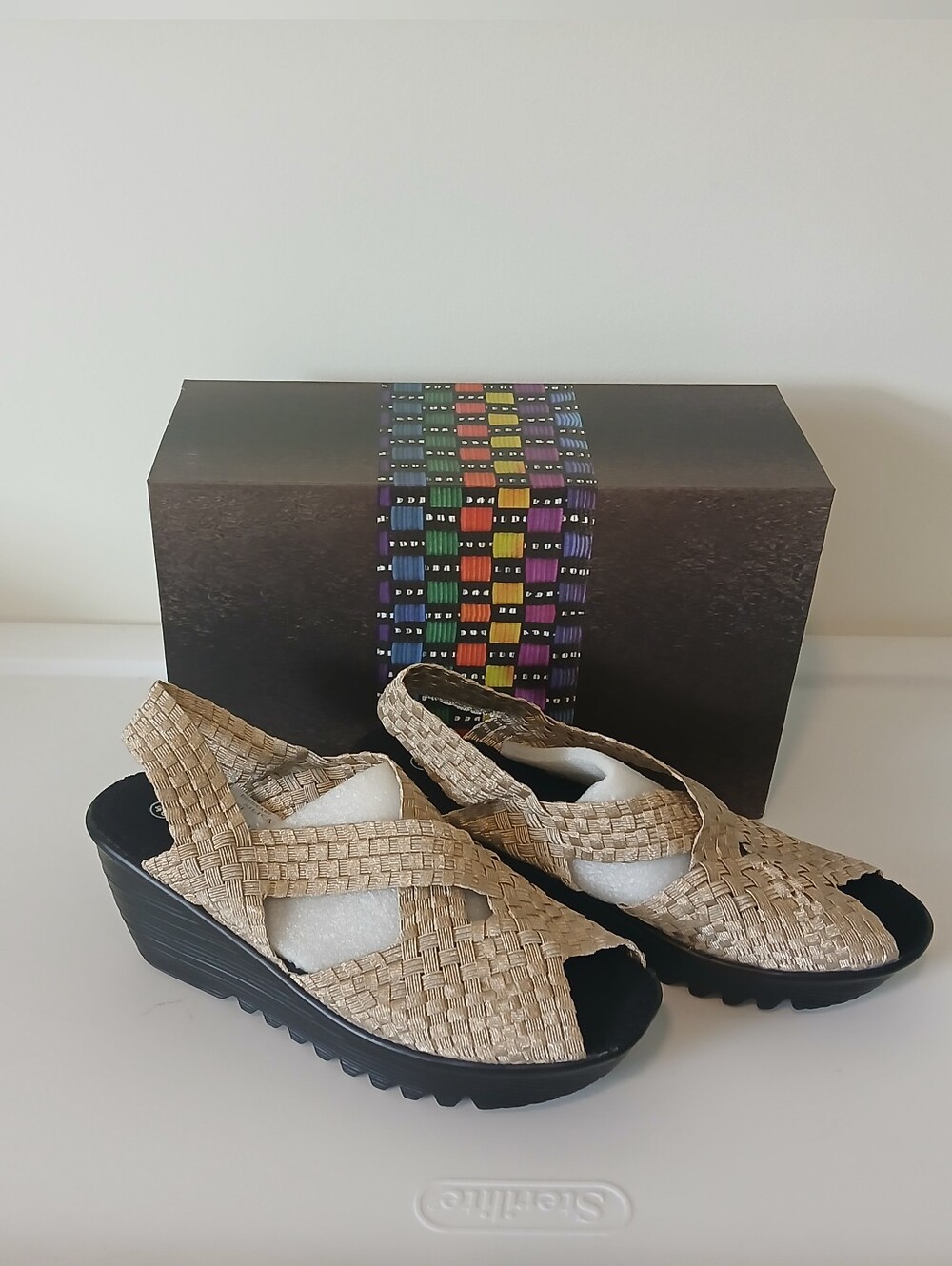 Bernie Mev. Brighten Open-toe Slingback Wedge Sandals Light Gold 9 Brand New